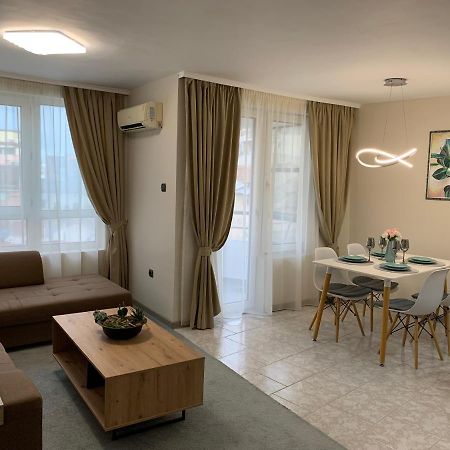 Unbeatable Location: New & Comfy Apartment 瓦爾納 外观 照片
