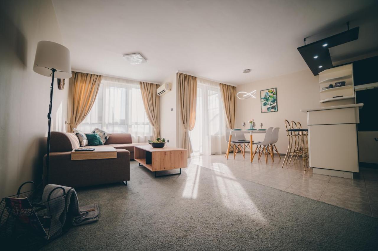 Unbeatable Location: New & Comfy Apartment 瓦爾納 外观 照片