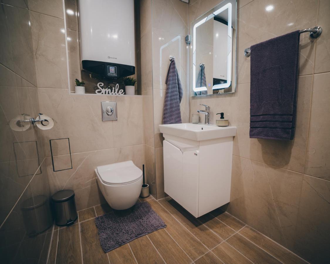 Unbeatable Location: New & Comfy Apartment 瓦爾納 外观 照片